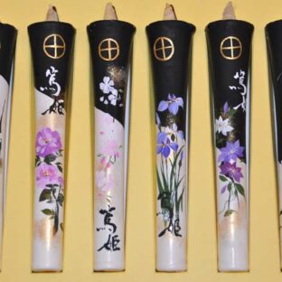 🕯【篤姫館オリジナル和蝋燭】十文字家紋と四季の花を描いて──感謝の灯り